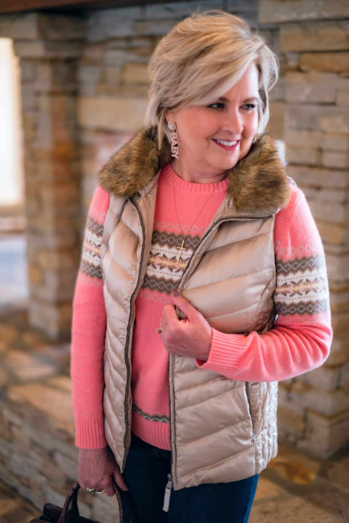 Over 40 Fashion Blogger, Tania Stephens is wearing jeans for the Holidays 4156