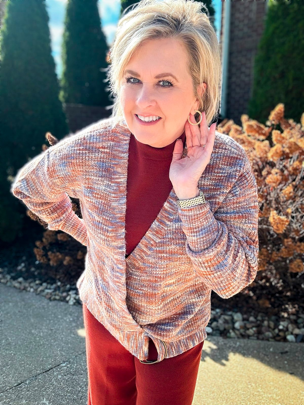 Over 40 Fashion Blogger, Tania Stephens is wearing mix and match clothing from Kohl's21