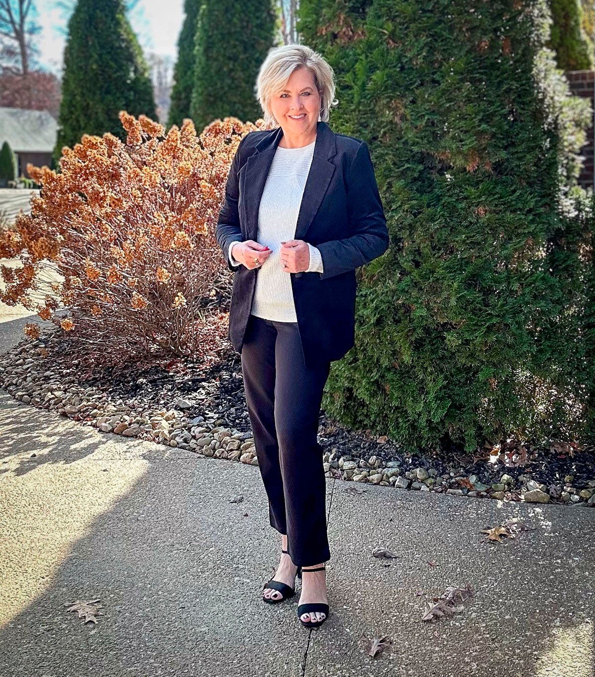 Over 40 Fashion Blogger, Tania Stephens is wearing holiday outfits in black from Nordstrom 1