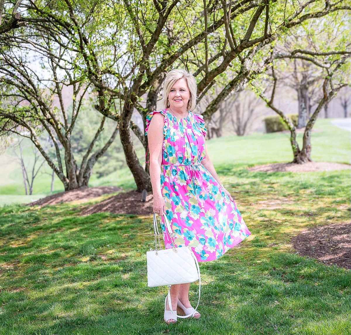 Fashion Blogger, Tania Stephens is wearing Summer Tops and Dresses That Are Bright And Colorful From Kohl's28