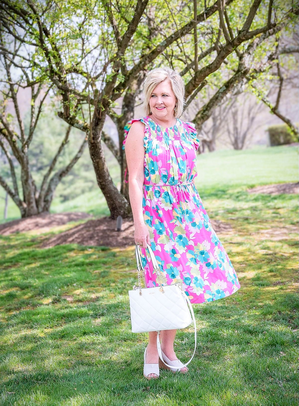 Fashion Blogger, Tania Stephens is wearing Summer Tops and Dresses That Are Bright And Colorful From Kohl's29