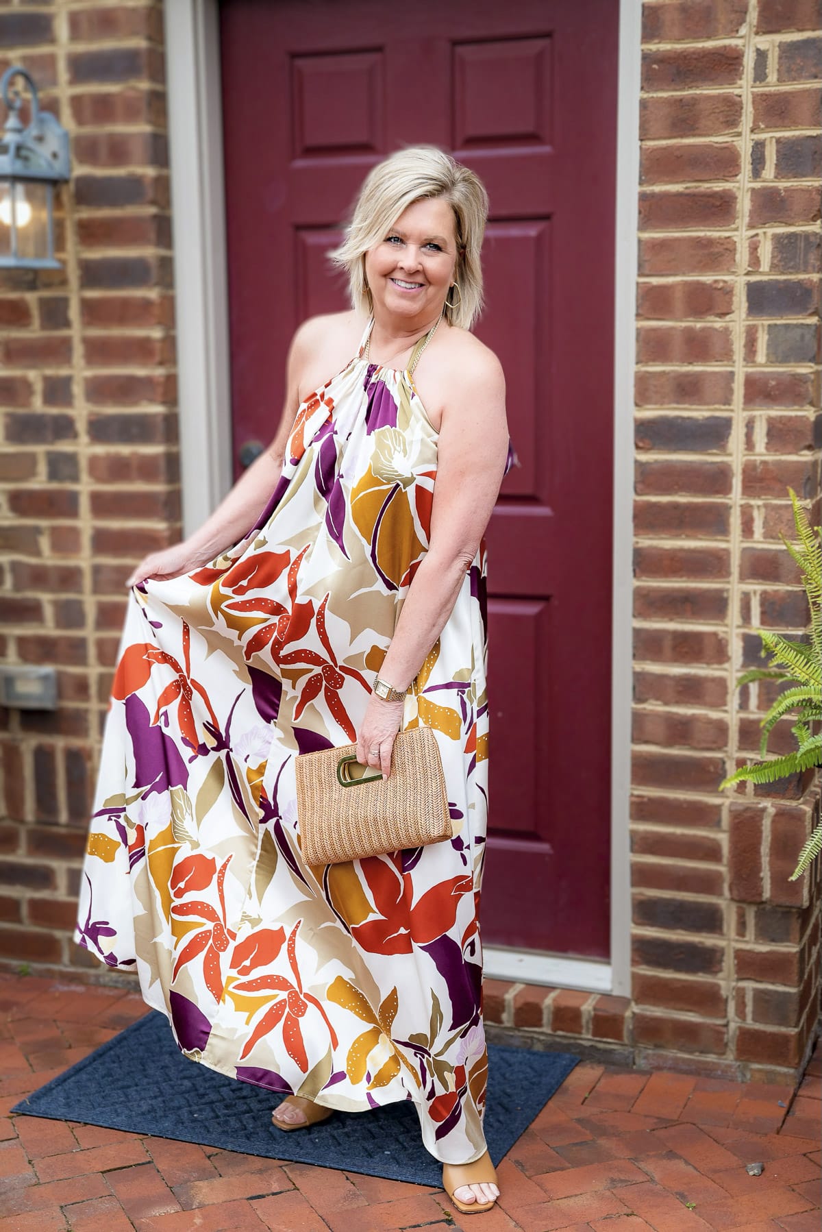 Fashion Blogger is wearing affordable and classic fashion from Banana Republic Factory9