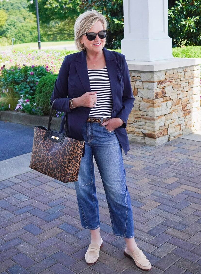 Chic and Timeless Navy and White Outfit with Leopard Accents