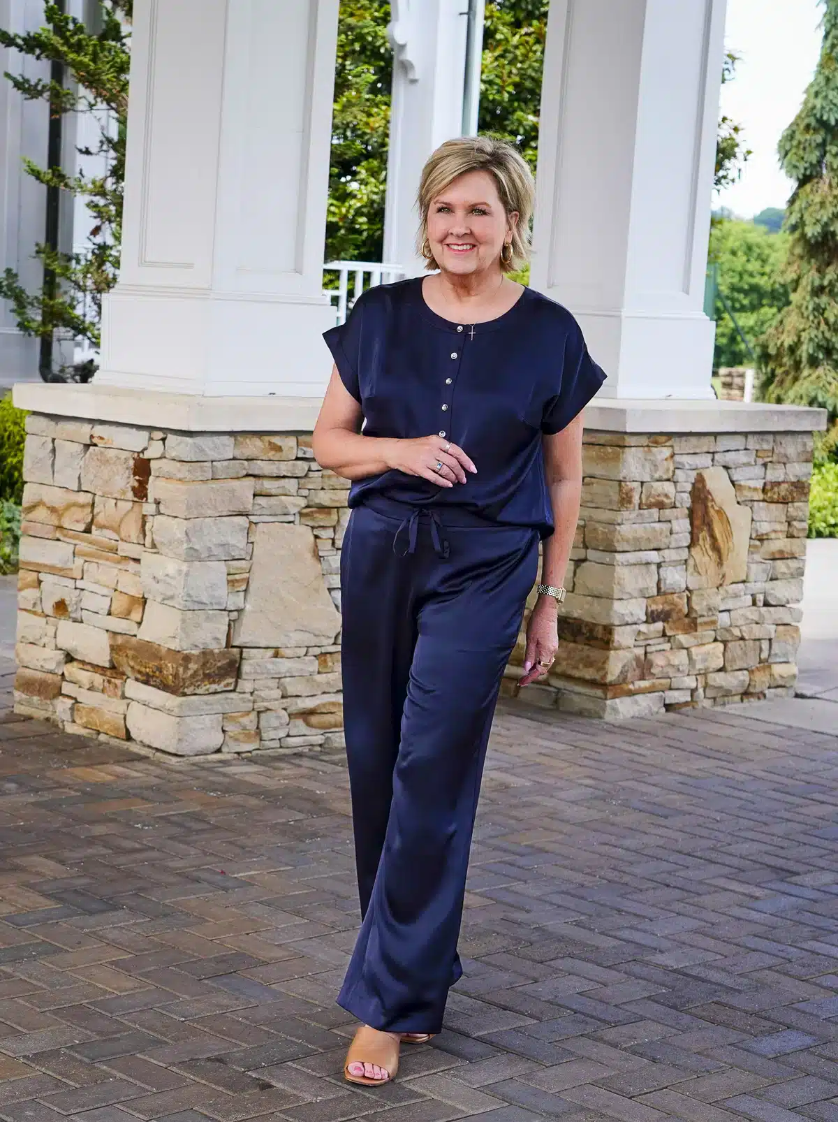 Navy on Navy Monochromatic Outfit Inspiration
