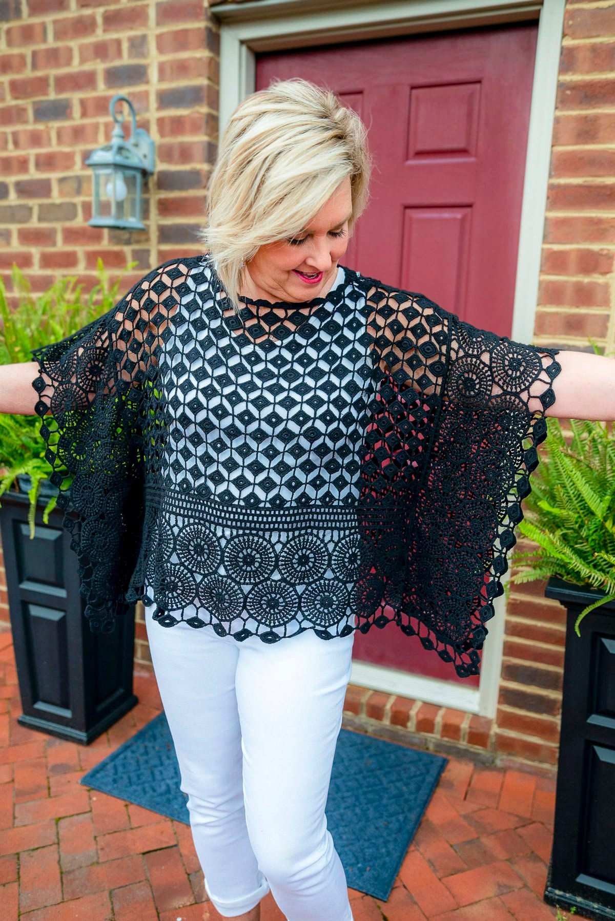 Over 50 Fashion Blogger, Tania Stephens is styling black and white summer styles from Chico's16