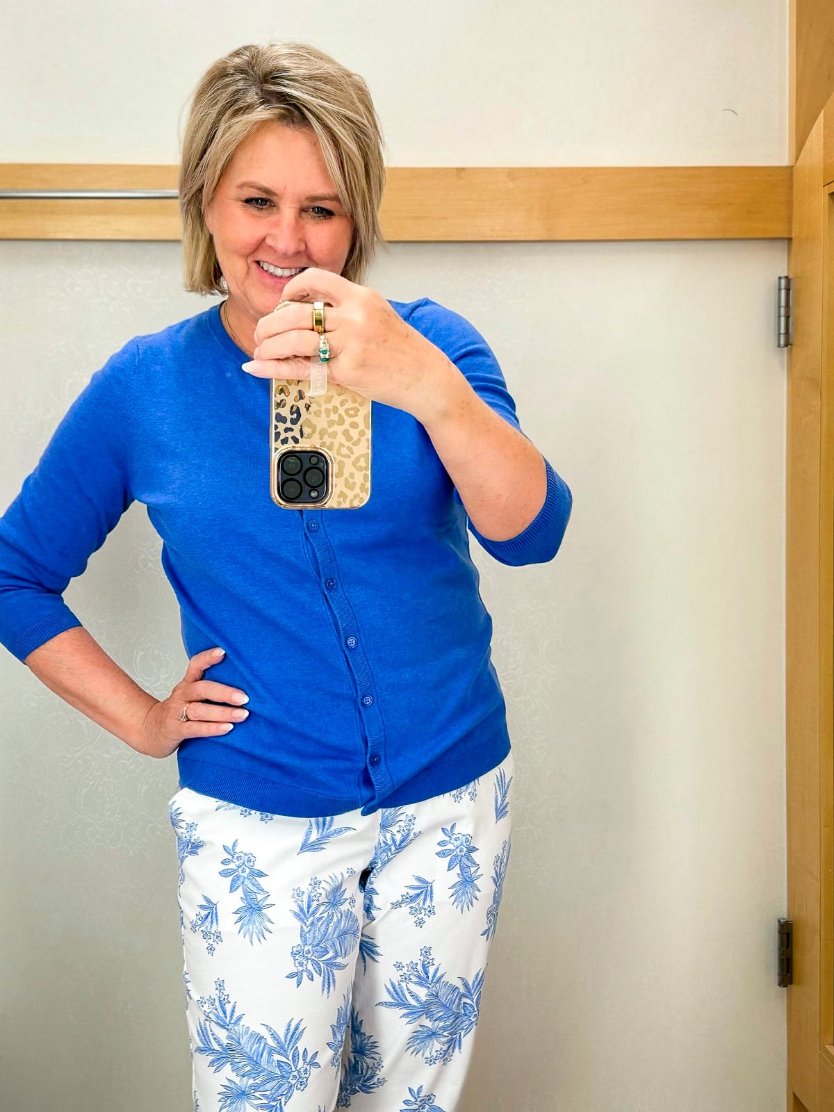 Over 50 Fashion Blogger Tania Stephens is doing a Talbots Summer Try On Haul for Women Over 50 5