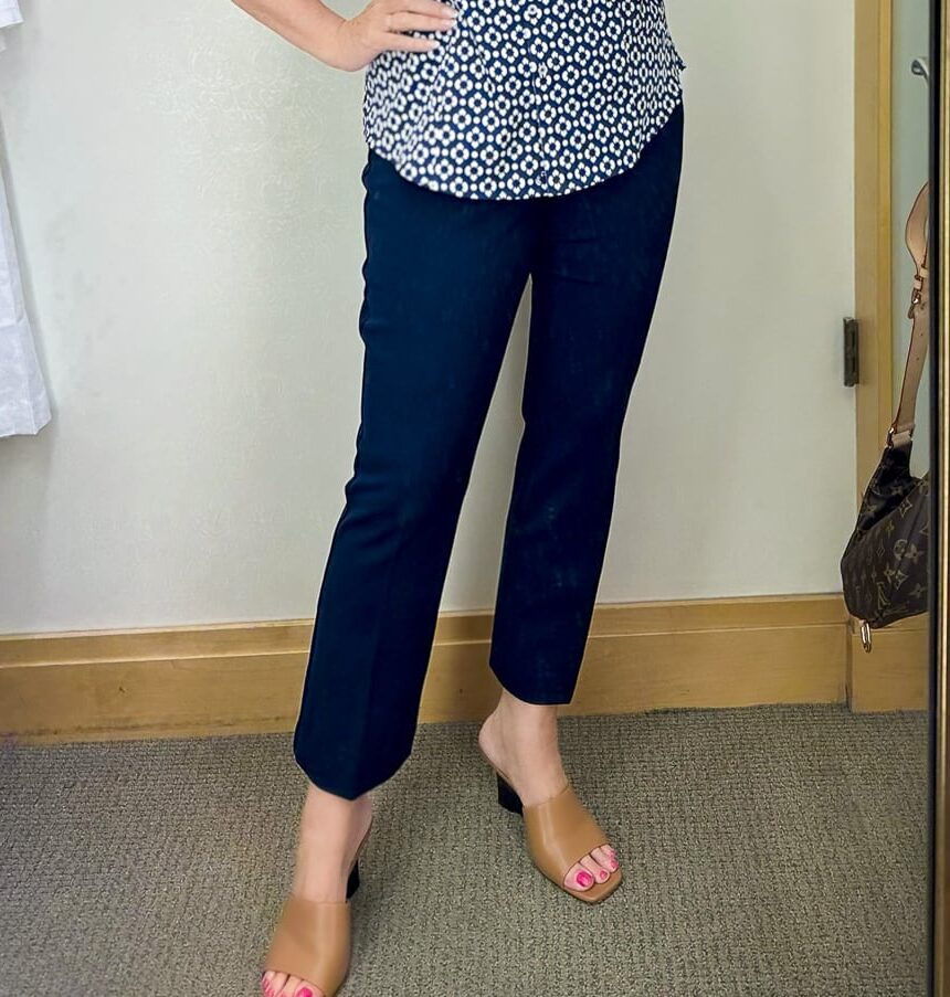 Over 50 Fashion Blogger Tania Stephens is doing a Talbots Summer Try On Haul for Women Over 50 8