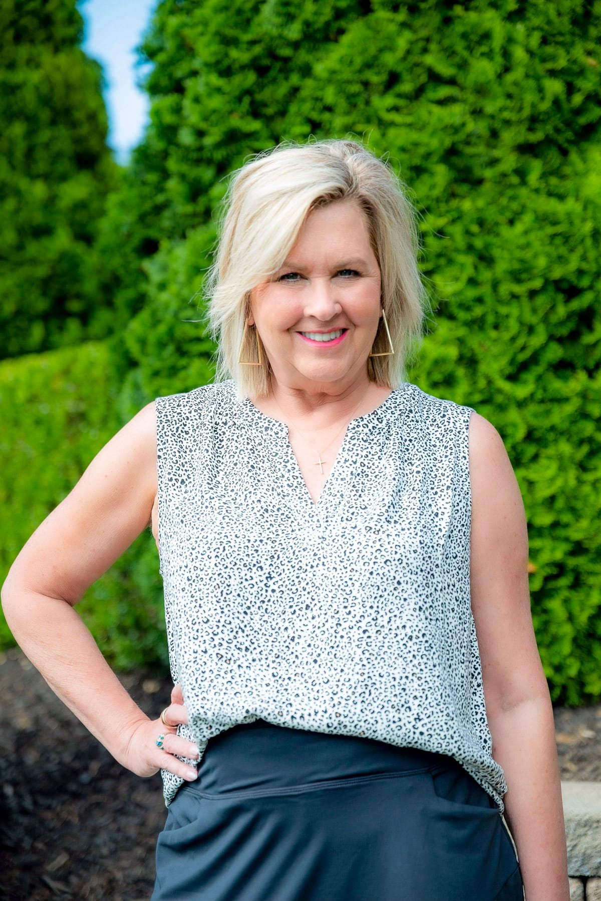Over 50 Fashion Blogger, Tania Stephens is styling The Best Skorts for women over 50 in Different Lengths5