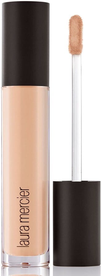 Best Concealers for Mature Skin in Women Over 50 fashion blogger tania stephens  laura mercier
