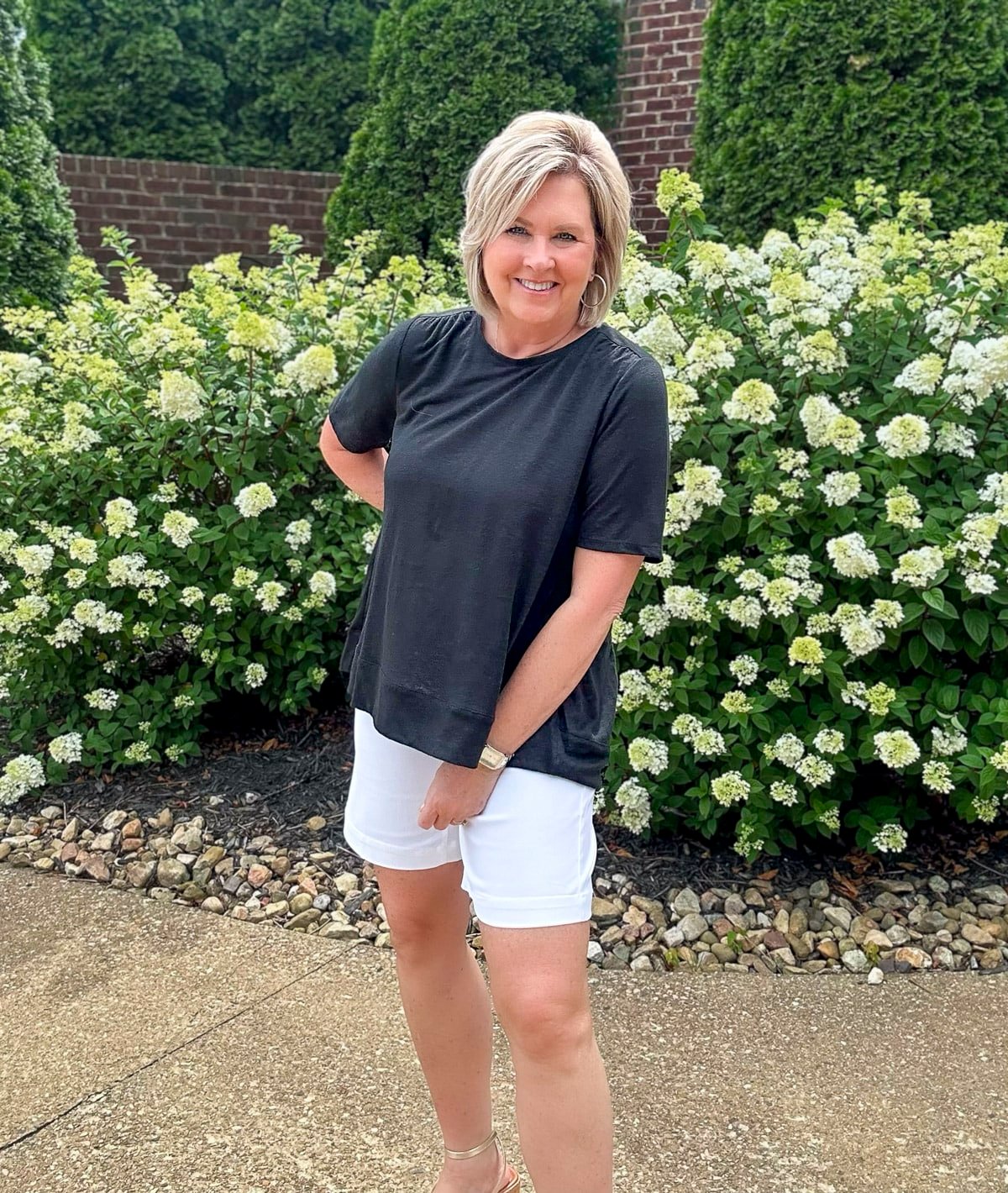 Fashion Blogger, Tania Stephens is showing How To Create A Summer Capsule Wardrobe From Chico's16