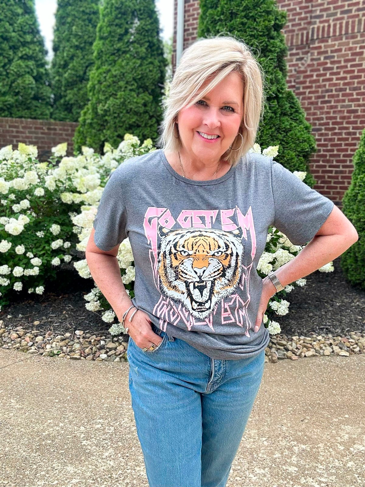 Over 50 Fashion Blogger, Tania Stephens is styling my favorite vintage graphic tees to wear9