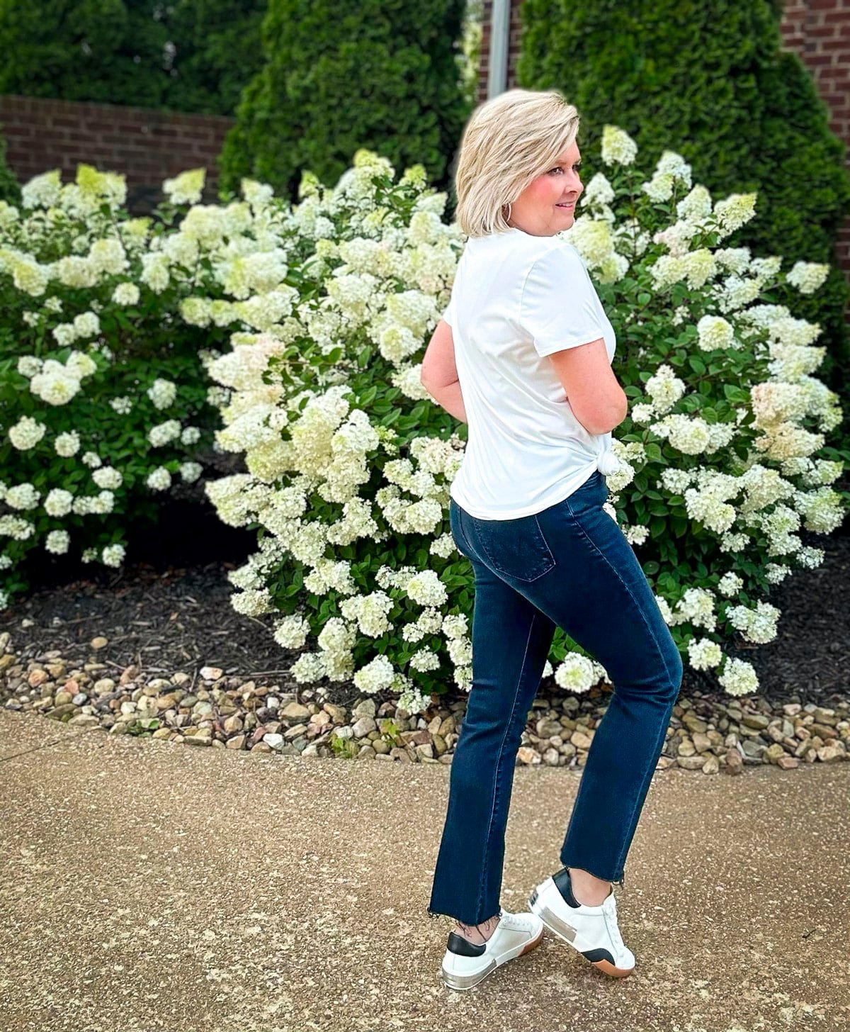 Over 50 Fashion Blogger, Tania Stephens is styling my favorite vintage graphic tees to wear8