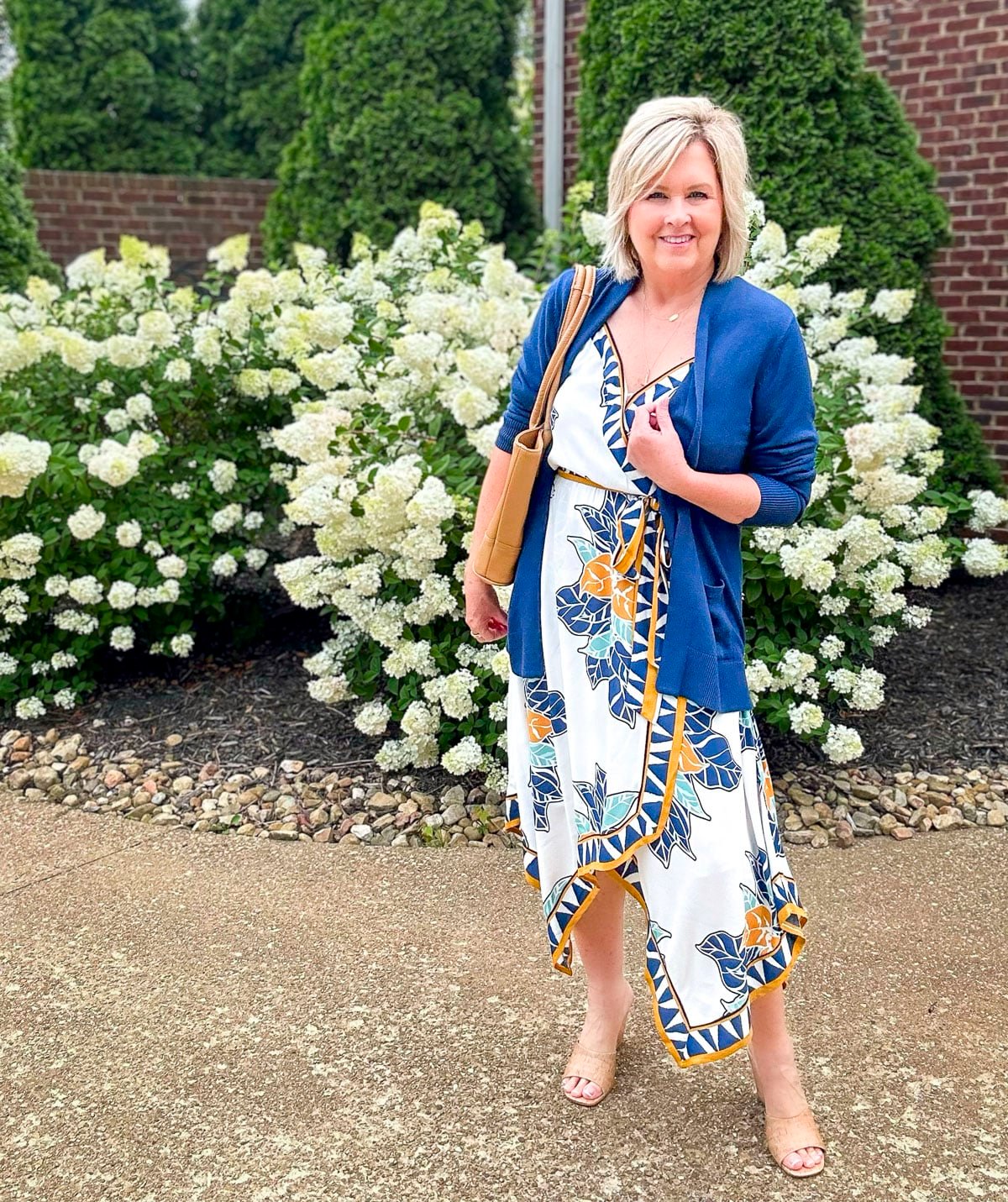 Over 50 Fashion blogger, Tania Stephens, is wearing styles for summer from Kohl's -19