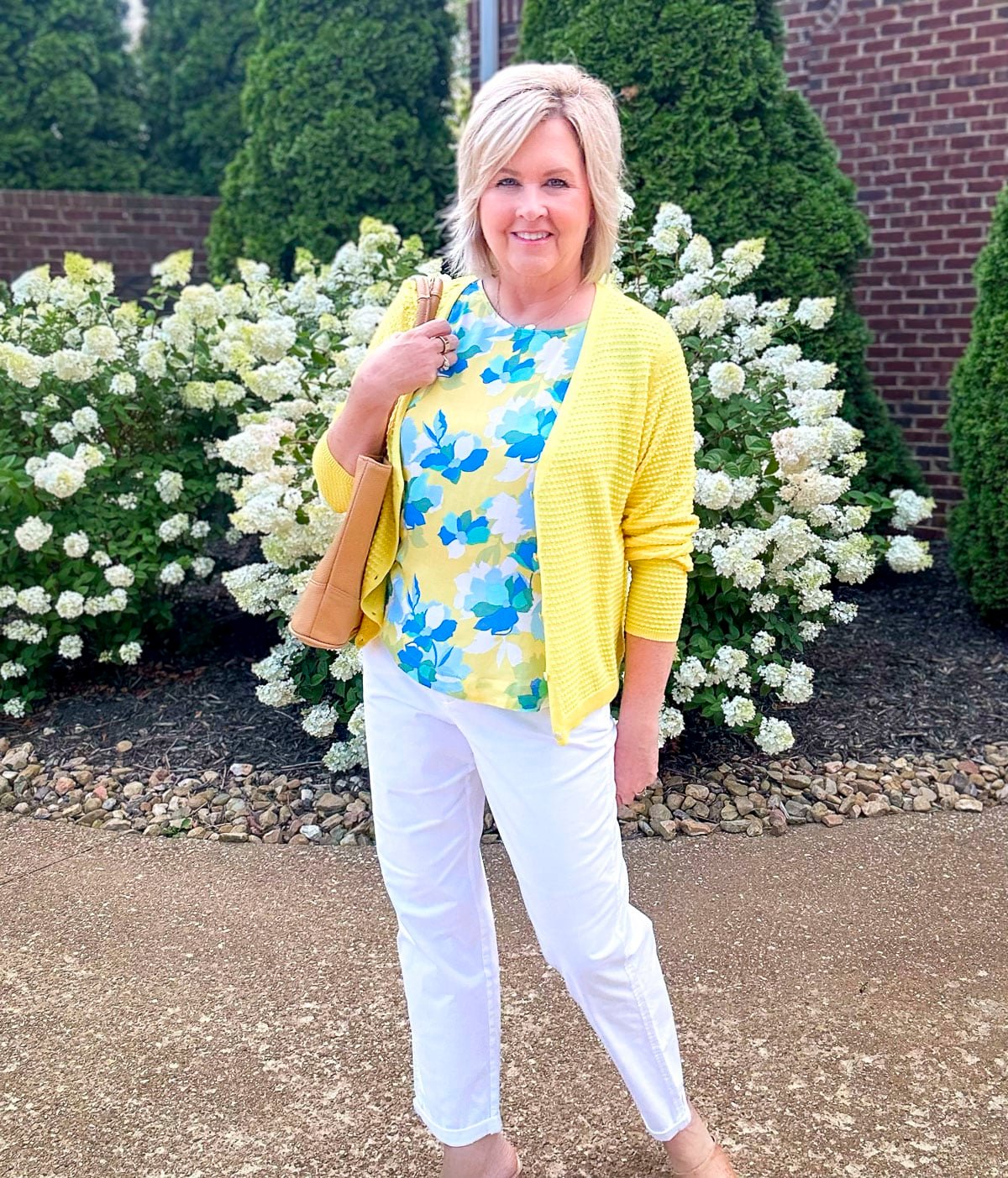 Over 50 Fashion blogger, Tania Stephens, is wearing styles for summer from Kohl's -4