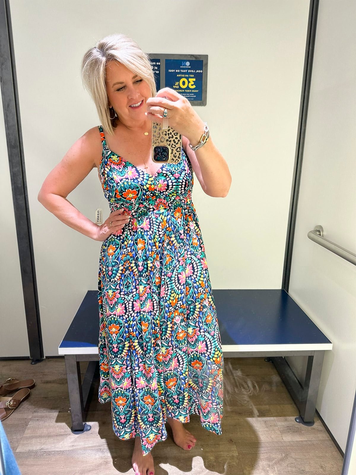 Over 50 Fashion Blogger, Tania Stephens is doing a try on haul from Old Navy12