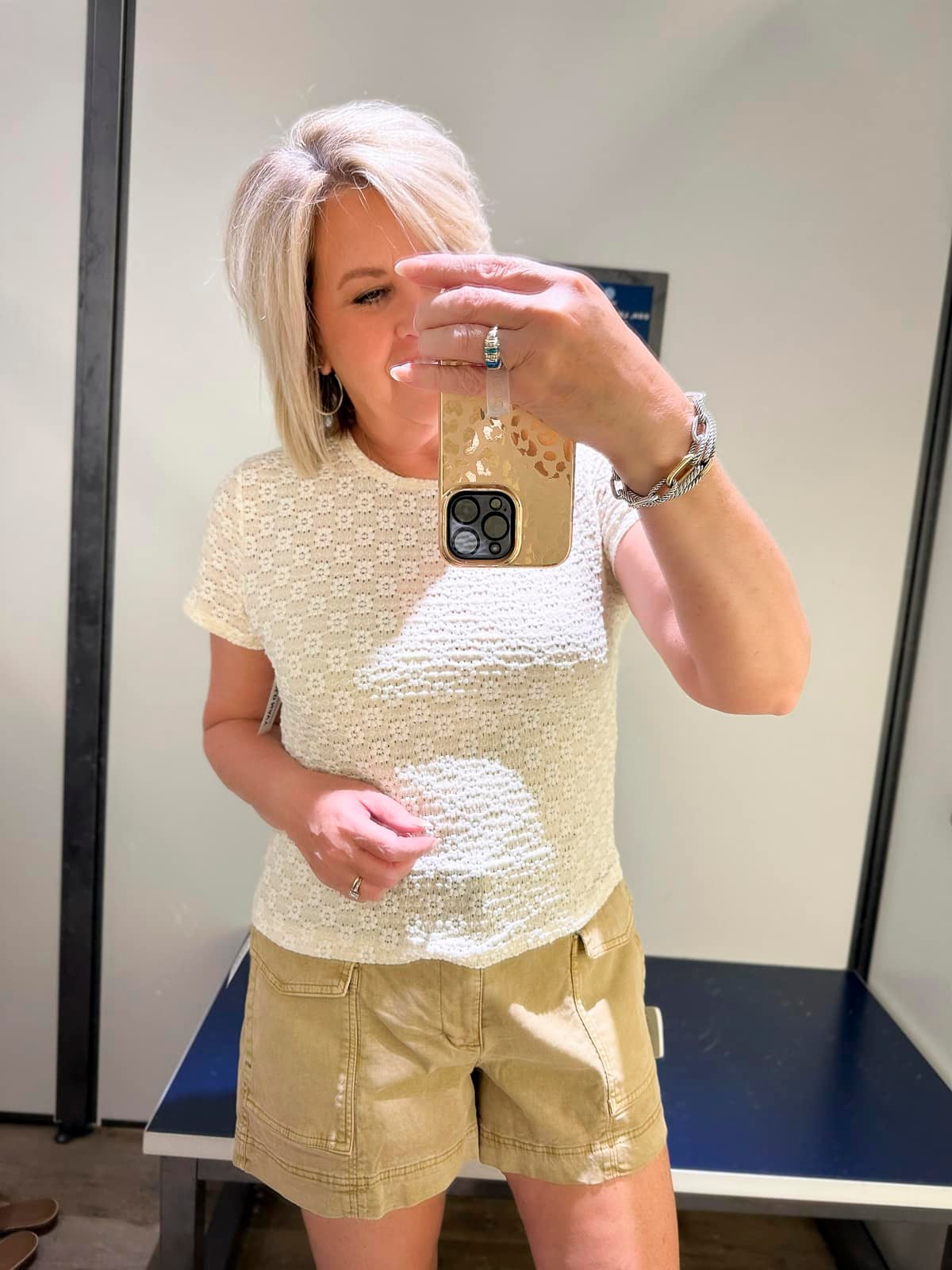 Over 50 Fashion Blogger, Tania Stephens is doing a try on haul from Old Navy16