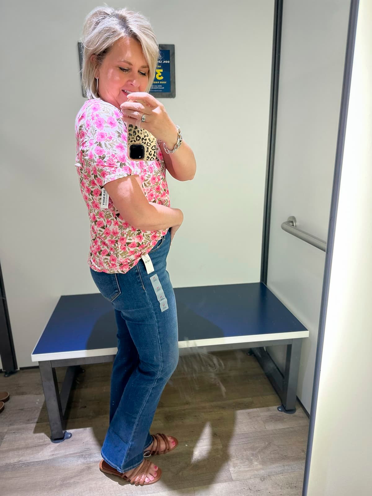 Over 50 Fashion Blogger, Tania Stephens is doing a try on haul from Old Navy - 2