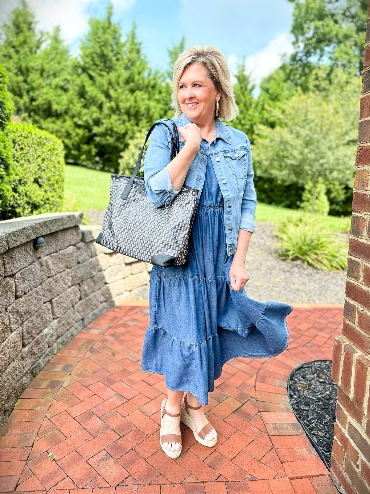 Fashion Blogger, Tania Stephens is wearing two cute dresses from Walmart you can wear now and later in Fall1