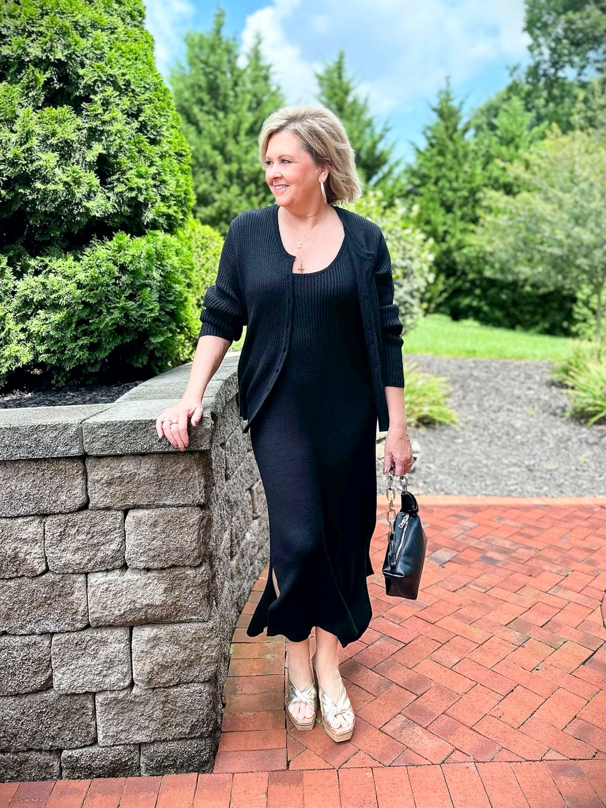 Fashion Blogger, Tania Stephens is wearing two cute dresses from Walmart you can wear now and later in Fall11
