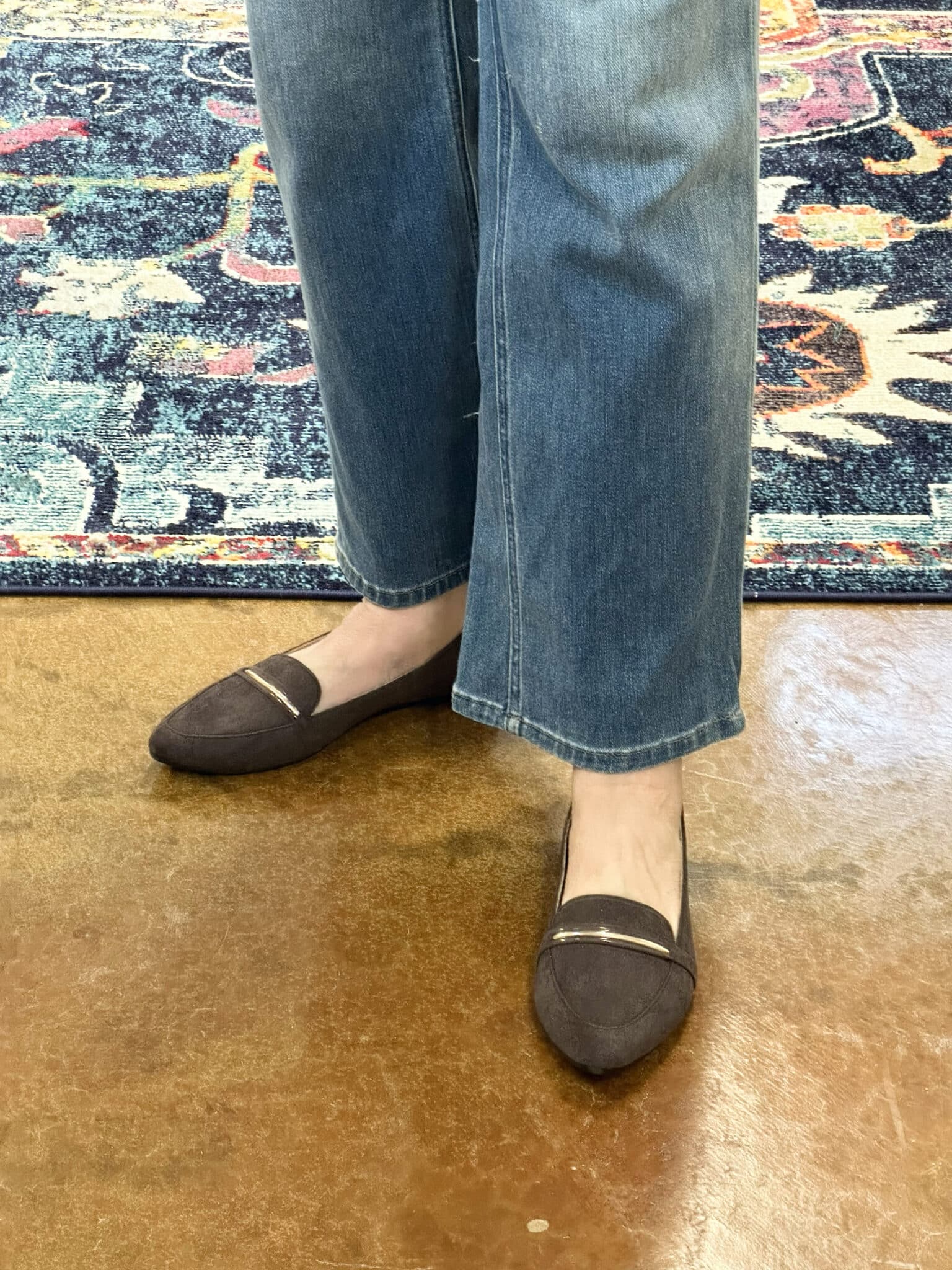 Fashion Blogger, Tania Stephens is styling Fashionable Flats and Low-Heel Shoes6