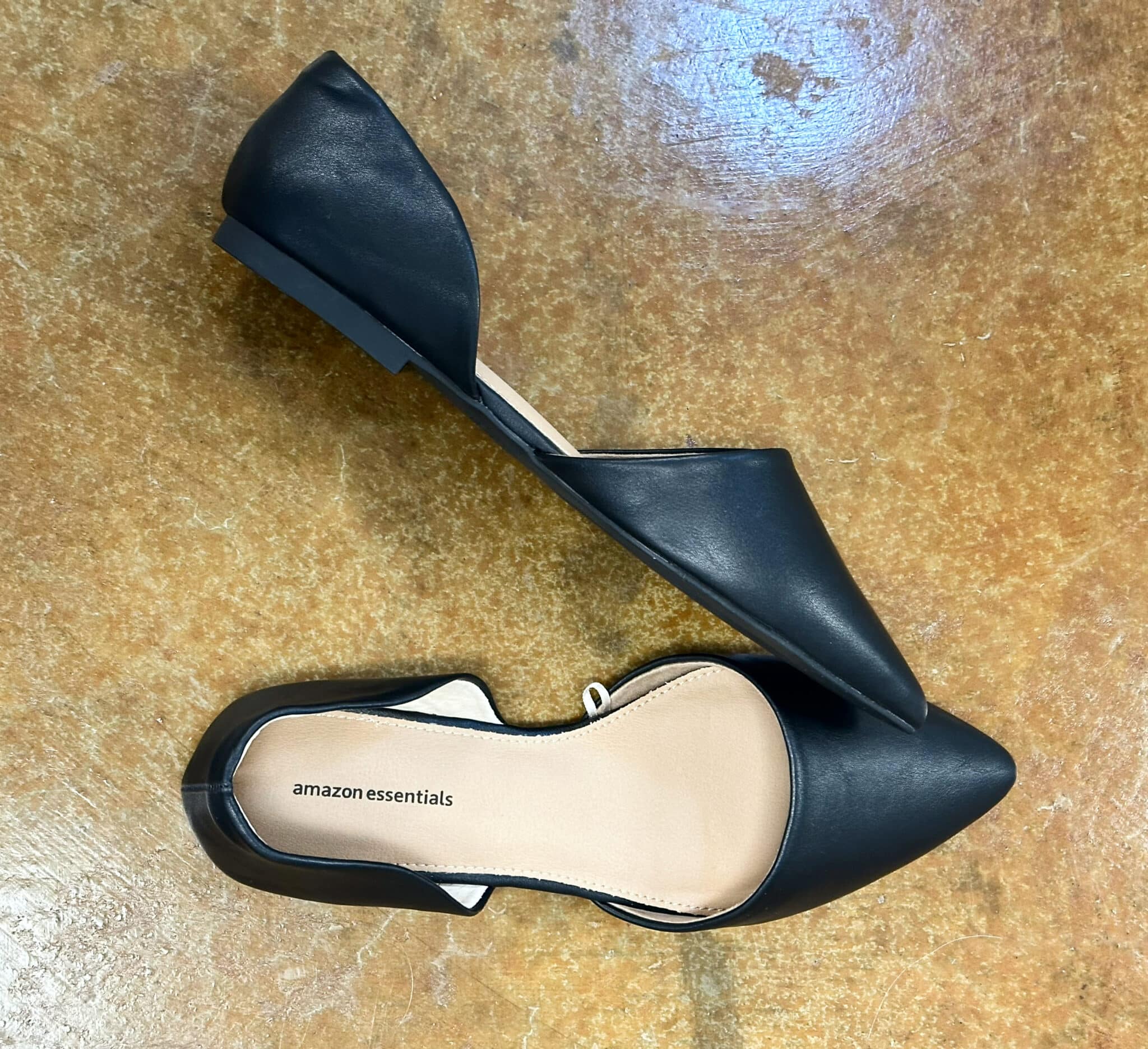 Fashion Blogger, Tania Stephens is styling Fashionable Flats and Low-Heel Shoes3