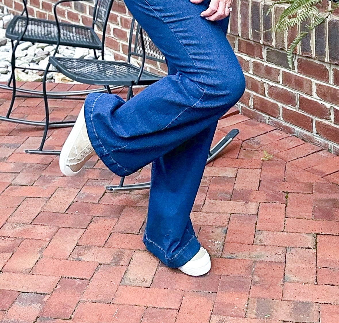 Over 50 Fashion Blogger, Tania Stephens is styling new arrivals from Walmart for fall 2023 - 20