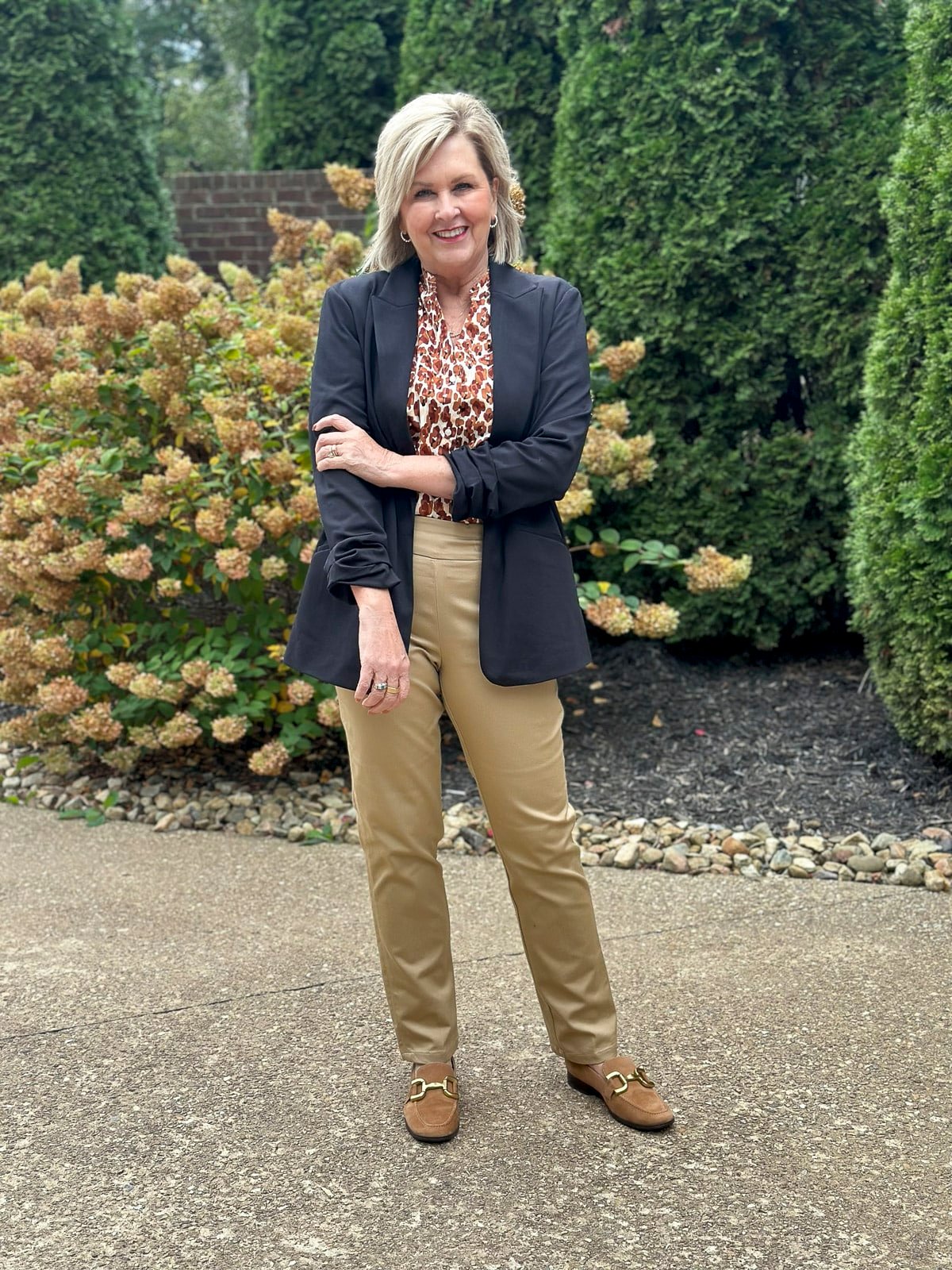 Fashion Blogger Tania Stephens is wearing outfits perfect for Thanksgiving from Kohl's 25