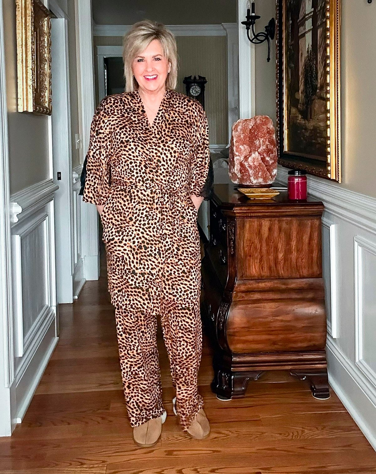 Over 50 Fashion Blogger, Tania Stephens is showing outfits for celebrating Valentine's Day at home2