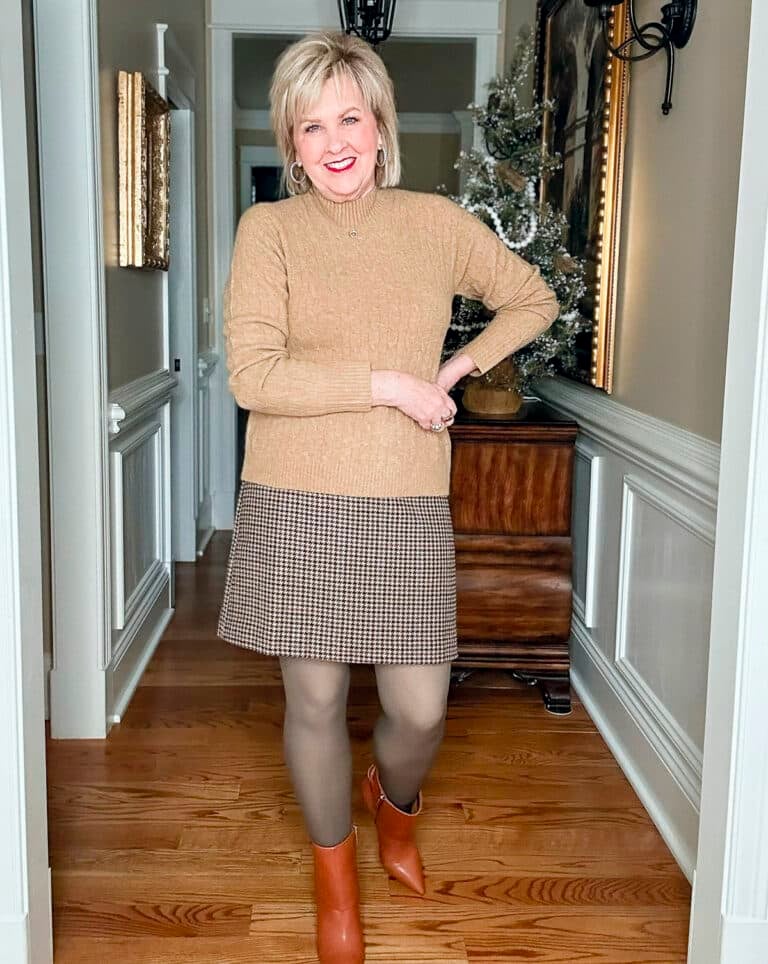 Over 50 Fashion Blogger, Tania Stephens is showing how to wear fleece tights in fall and winter 4