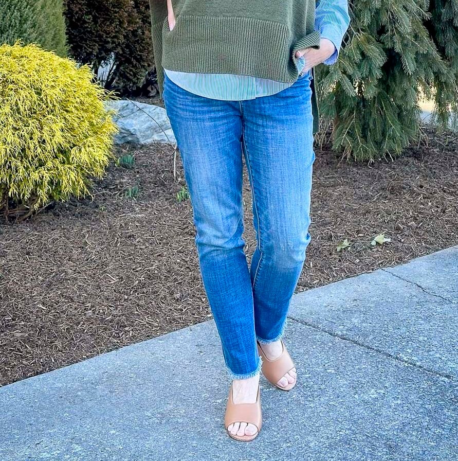 Over 50 Fashion Blogger, Tania Stephens is showing how to layer for a smooth transition to spring9
