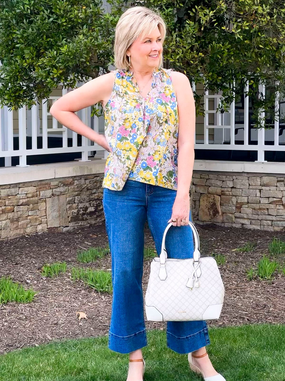 Over 50 Fashion Blogger, Tania Stephens is styling Everyday Outfits From Kohl's For Spring22