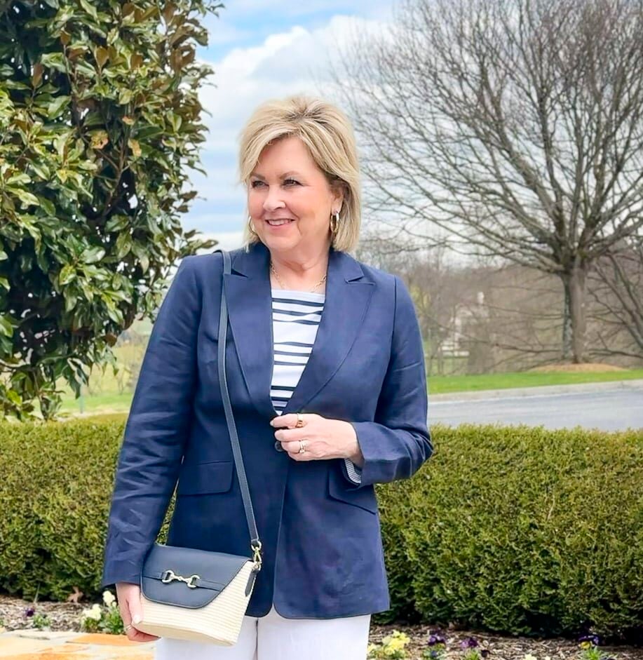 Over 50 Fashion Blogger, Tania Stephens is styling Talbots linen for Spring and Summer14