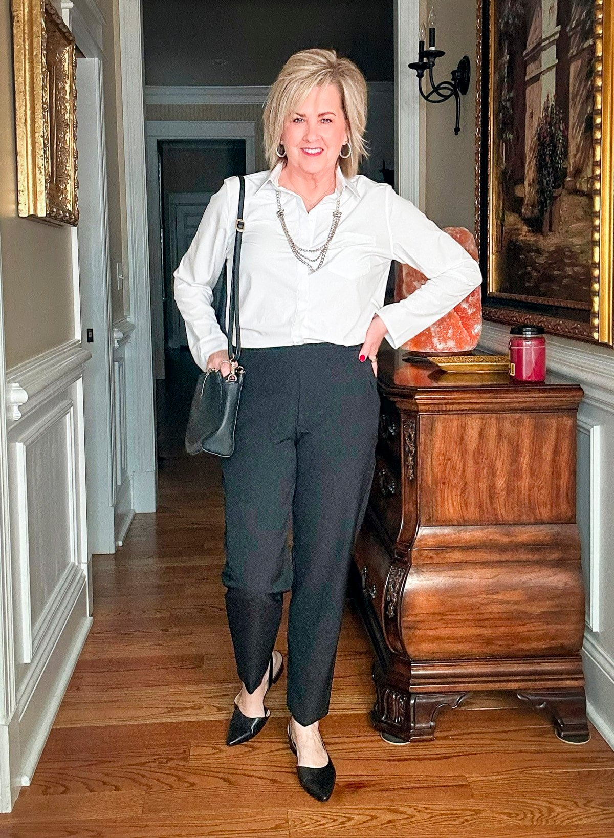 Fashion Blogger, Tania Stephens is styling Athleta's Endless Pants 4