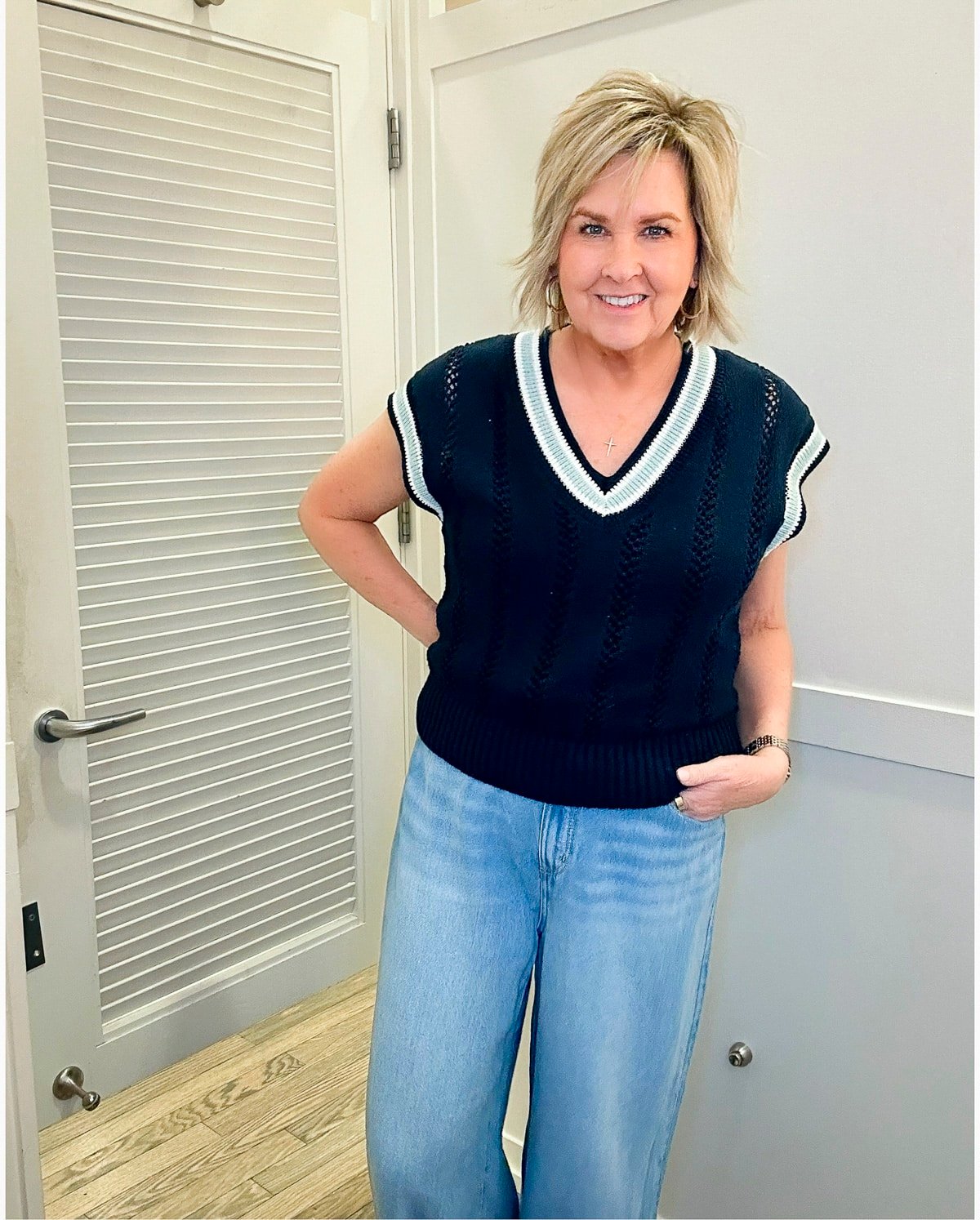 Over 50 Fashion Blogger, Tania Stephens is doing a Loft try on haul for May23
