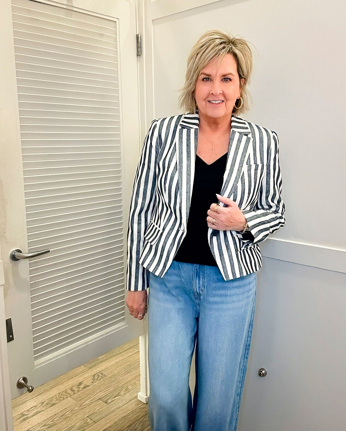 Over 50 Fashion Blogger, Tania Stephens is doing a Loft try on haul for May25