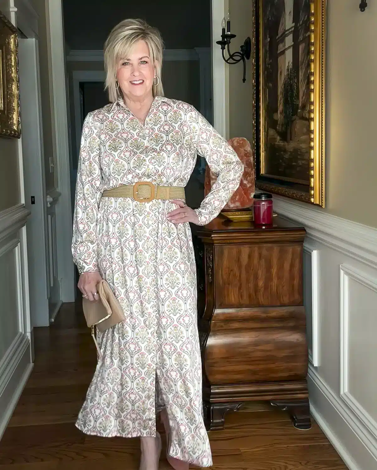 Over 50 fashion blogger, Tania Stephens is sharing about the best dress lengths for women9