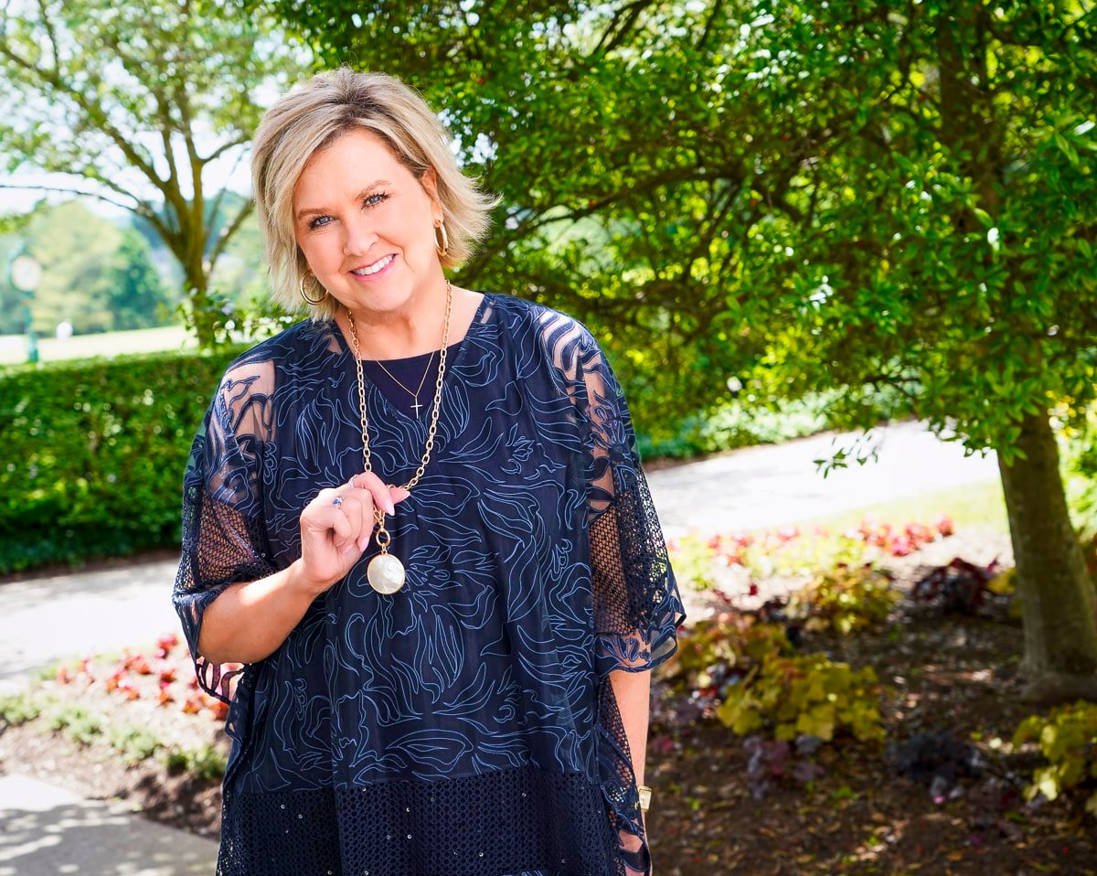 Over 50 Fashion Blogger, Tania Stephens is styling wrinkle free clothing from Chico's2