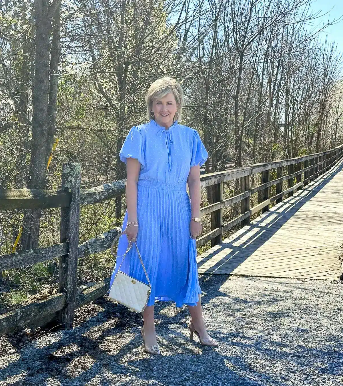 Over 50 fashion blogger, Tania Stephens is sharing about the best dress lengths for women4