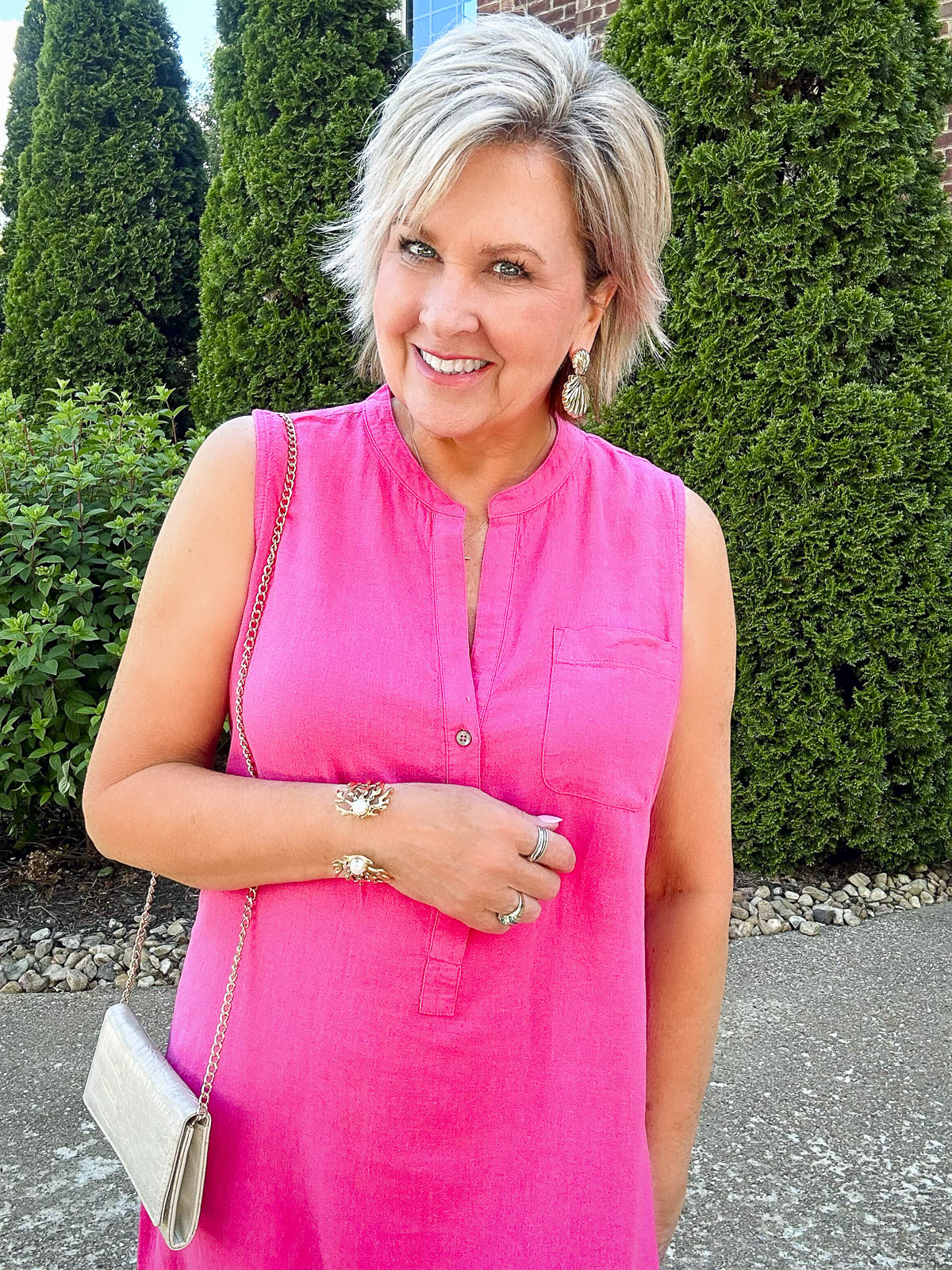 Over 50 Fashion Blogger, Tania Stephens is showing how to beat the summer heatwave In a pink gauze dress7