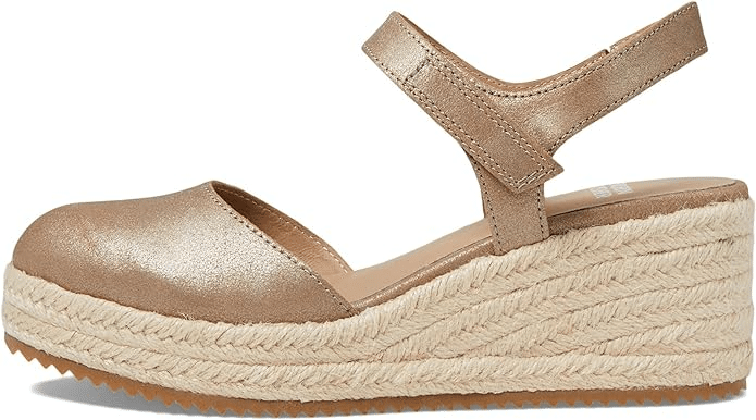 The Best Eileen Fisher Shoes To Buy Now tania stephens 50 is not old fashion blogger platform