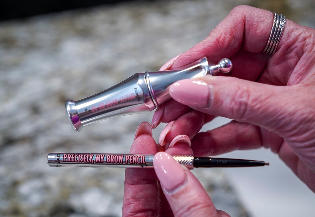 Beauty Products I Love - Benefit eyebrow pencil and setting gel