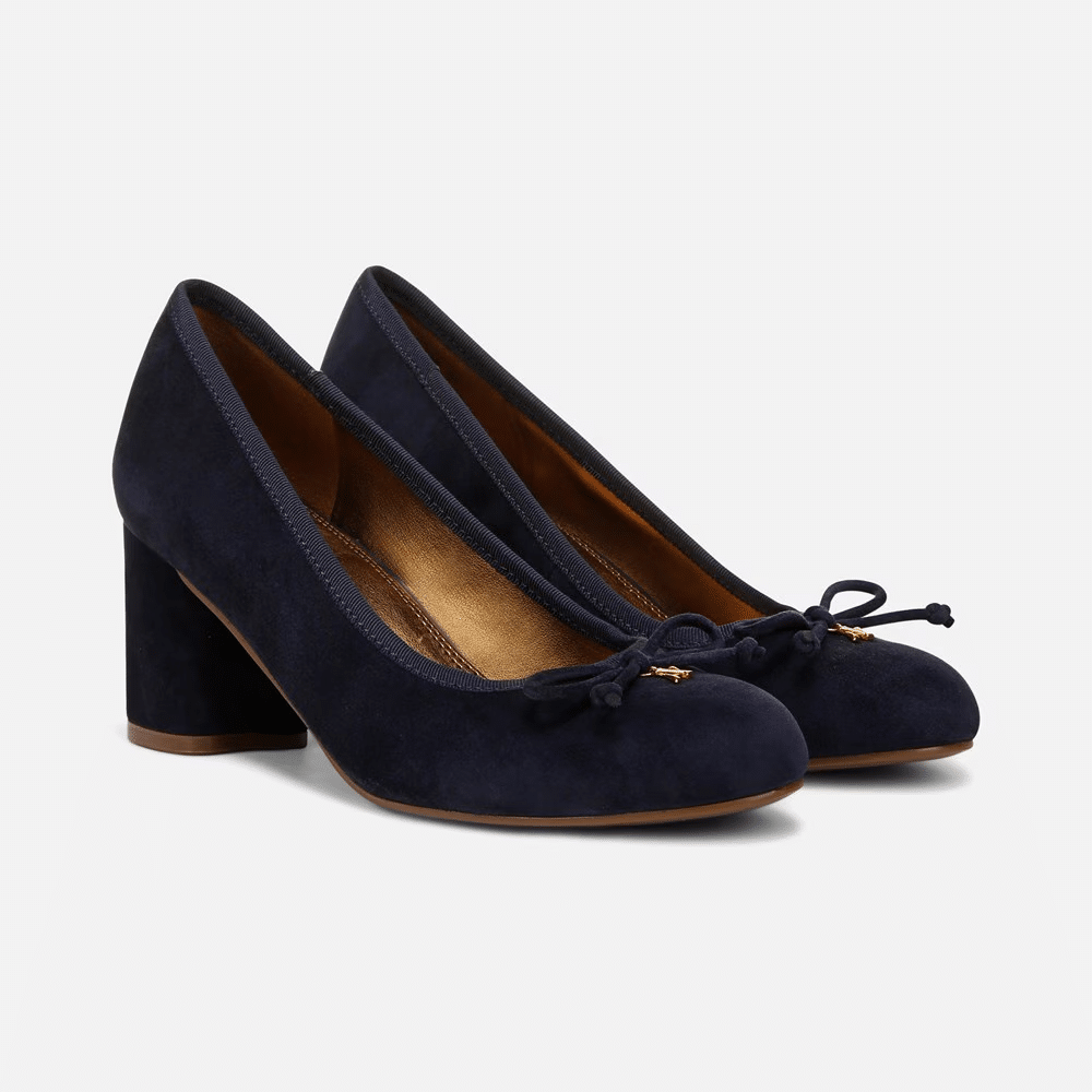 The Best Naturalizer Shoes for Women Over 50 50 is not old tania stephens fashion blogger  pumps