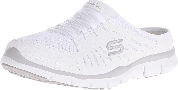 Foot-Friendly Shoe Brands Women Over 50 Swear By tania stephens 50 is not old fashion blogger sketchers