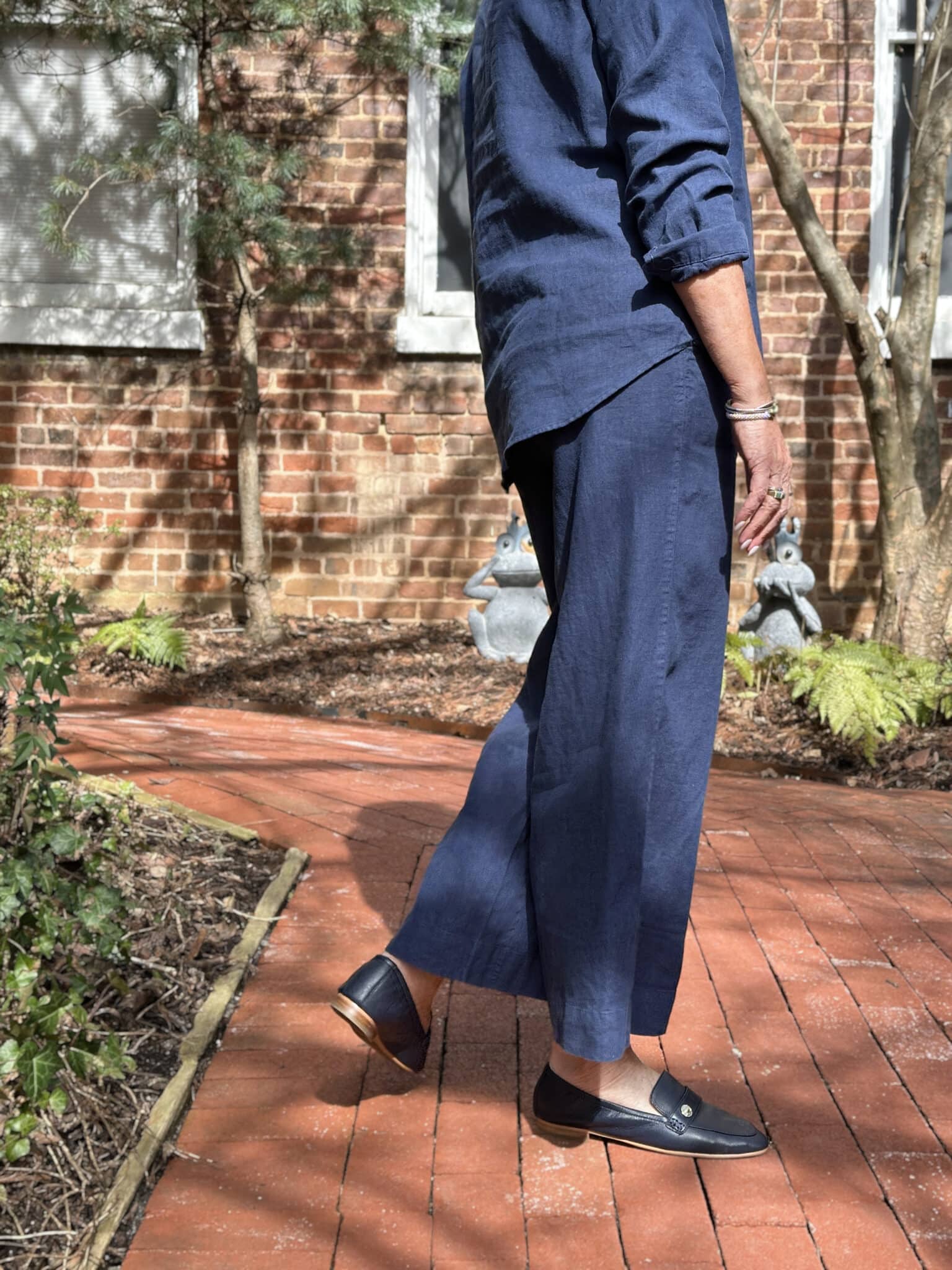 Tania Stephens is styling a Frank & Eileen blue linen pants