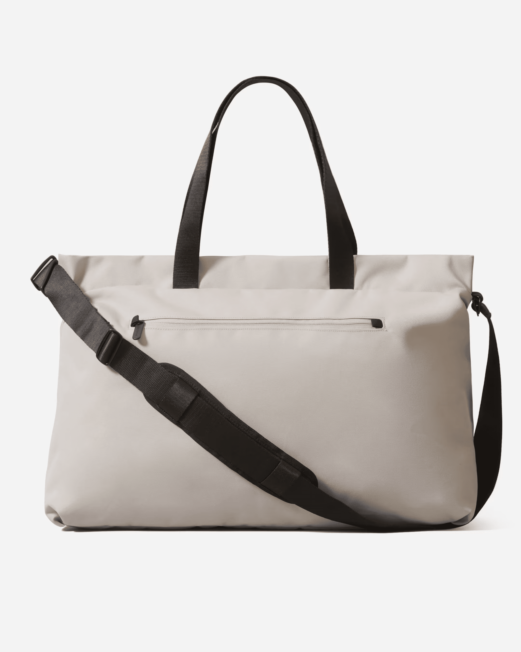 Top-Rated Travel Bags for Women Over 50 tania stephens 50 is not old fashion blogger everlane