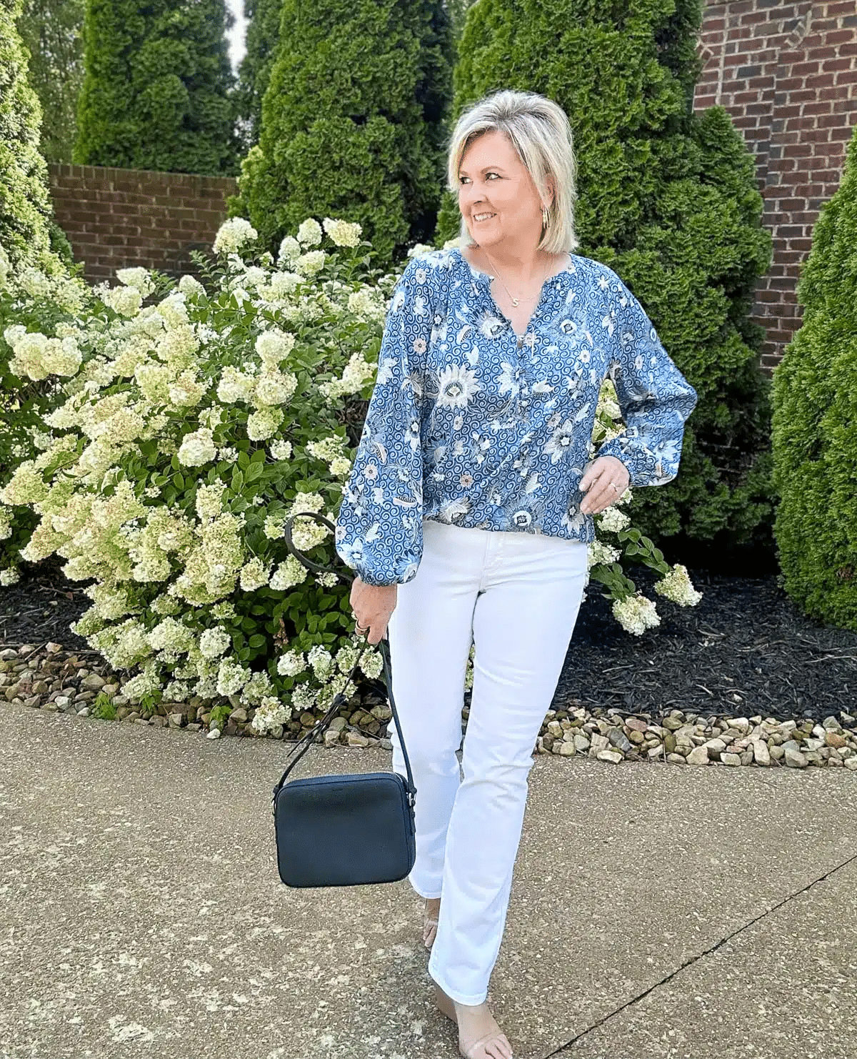 STRAIGHT LEG PANT OUTFIT IDEAS