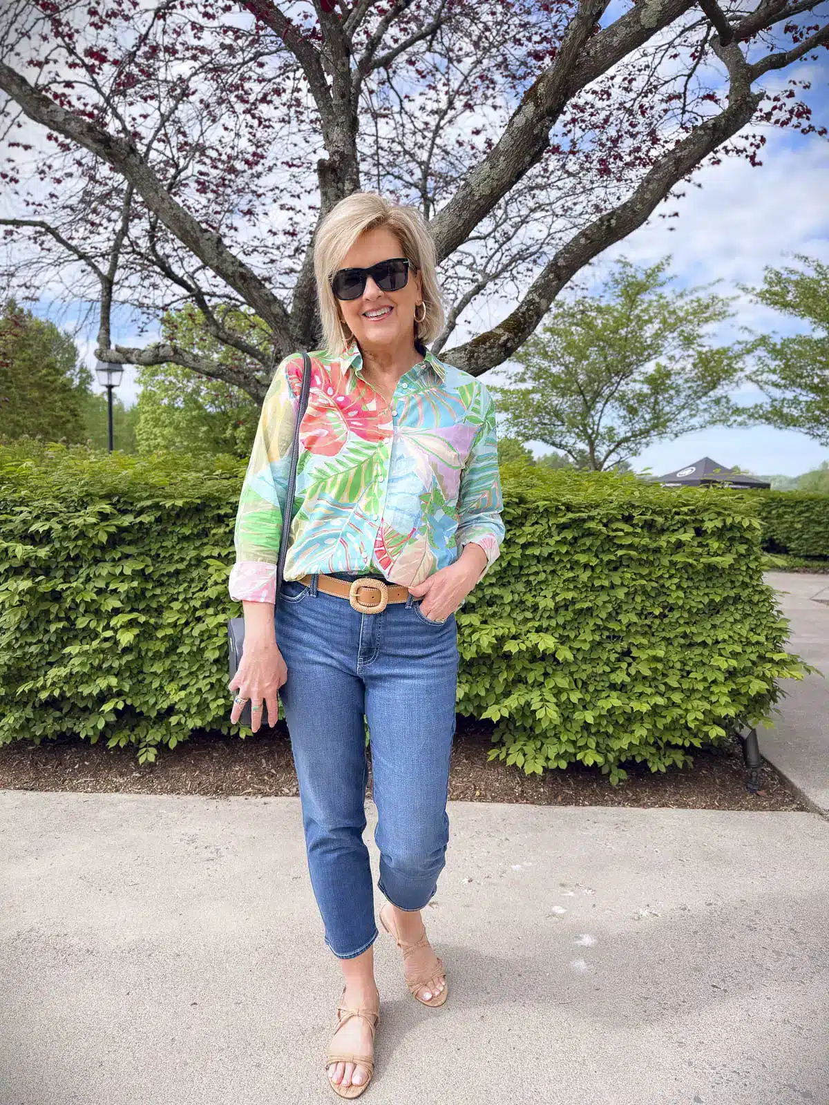 HOW TO WEAR CROPPED PANTS JEANS, STYLING TIPS WOMEN OVER 50