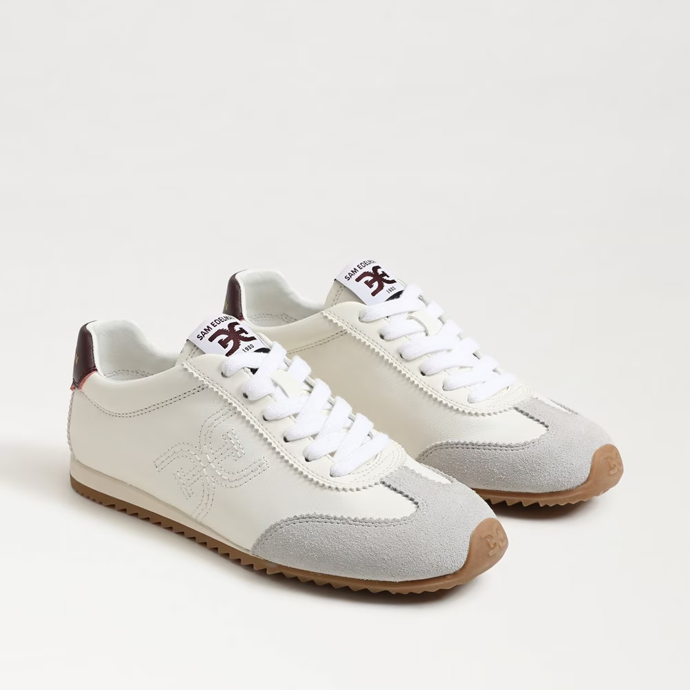 Best Sneakers with Arch Support for All-Day Comfort 50 is not old fashion blogger tania stephens isella