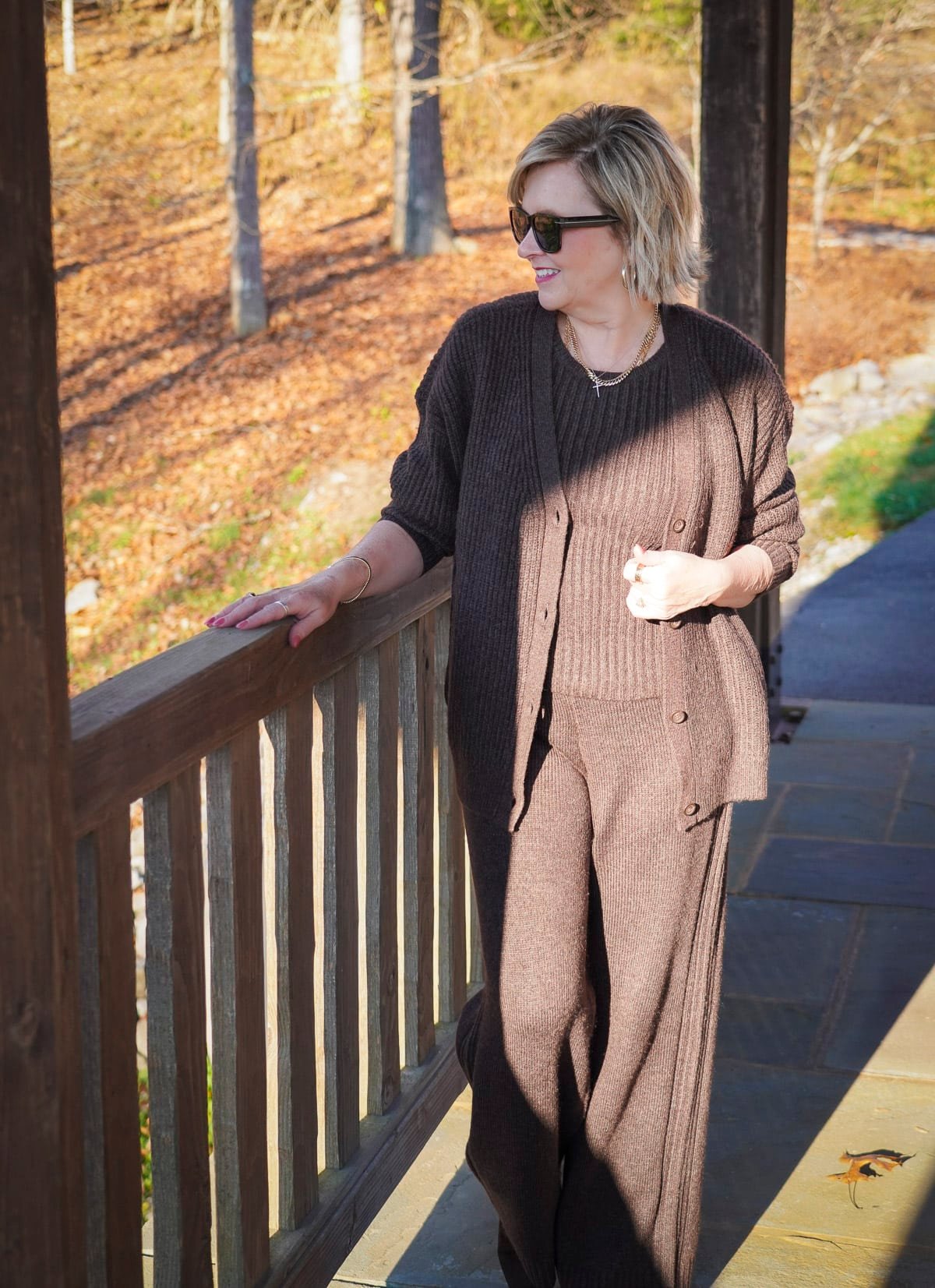 how to wear a cardigan shell tank set without looking matronly or old