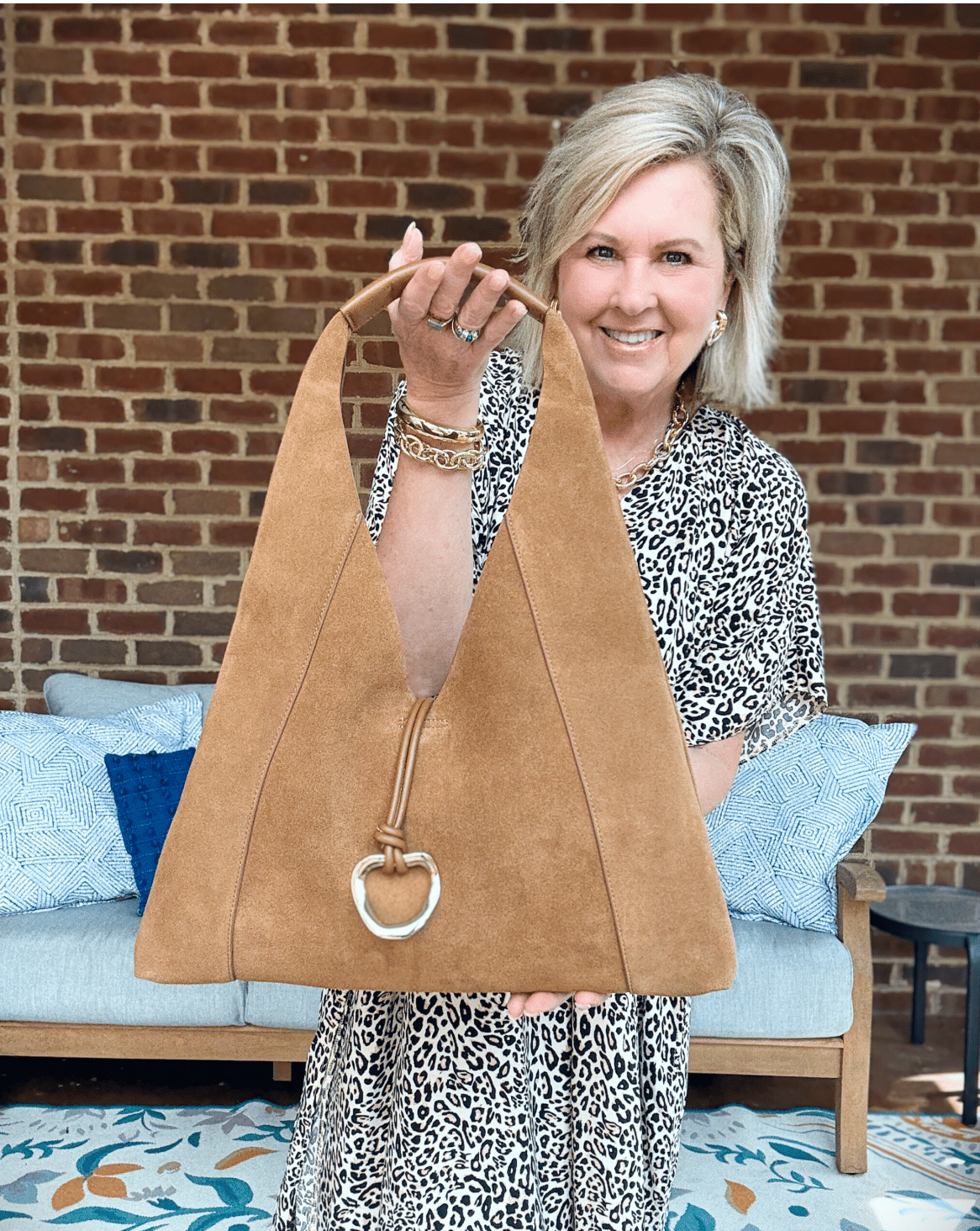 BEST FALL HANDBAG TRENDS FOR WOMEN OVER 40 50 60